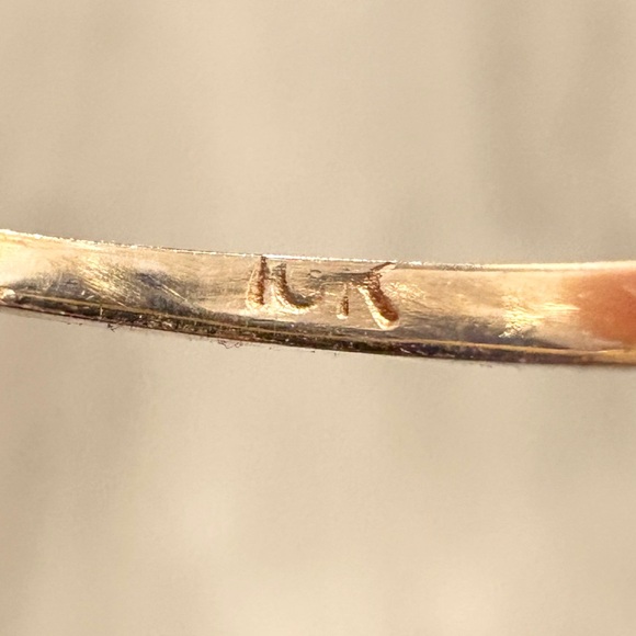 Vintage 10K Yellow Gold Blue Topaz Heart Ring: Diamond Accent, Size 6 - Picture 7 of 9